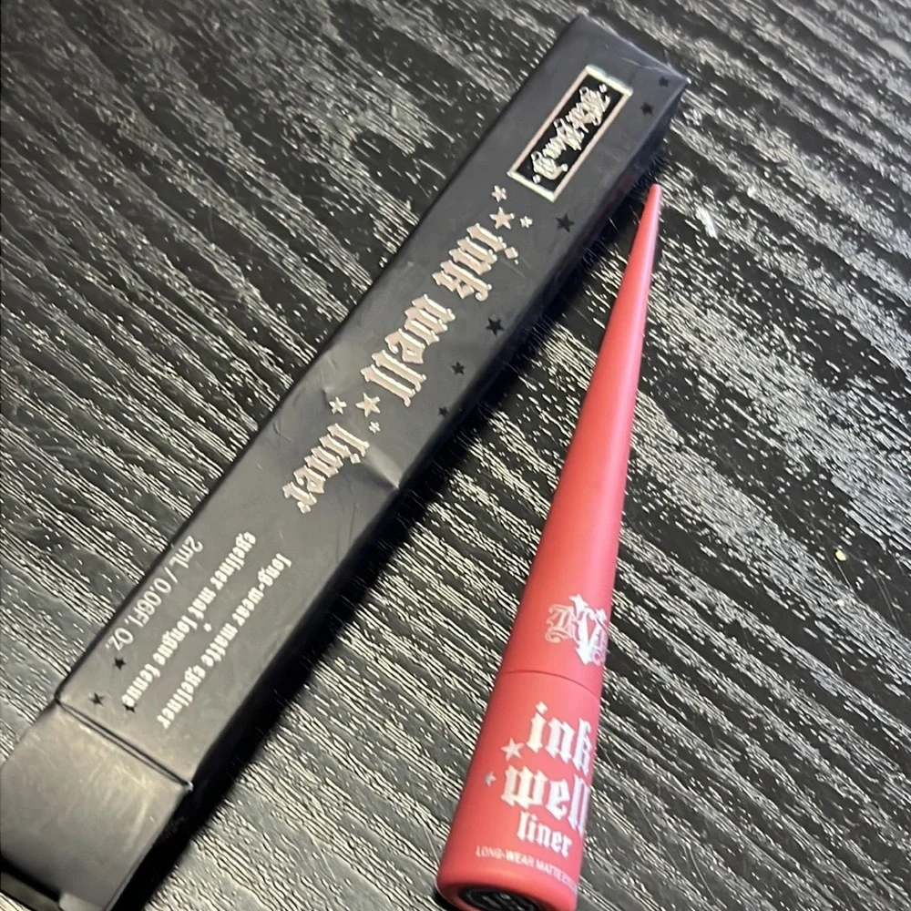 🍭🎭HP! Rare! KVD Lolita Ink Well Liner